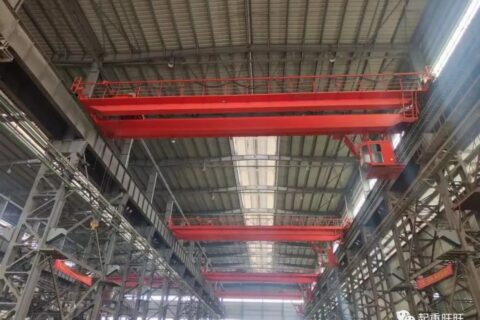 防爆起重機(jī)如何應(yīng)對(duì)危險(xiǎn)物料泄露的情況？